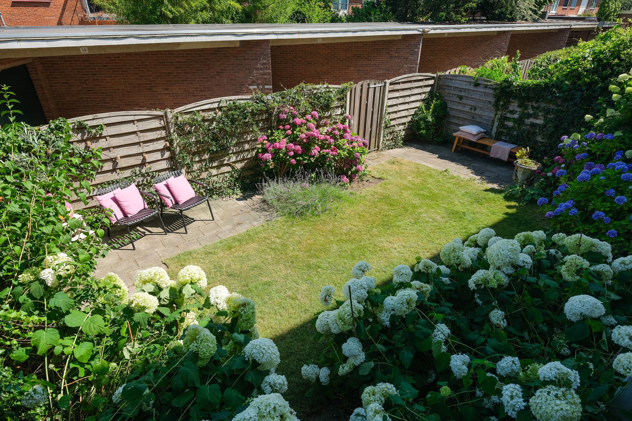 Photo 3 of Diependaalselaan 442