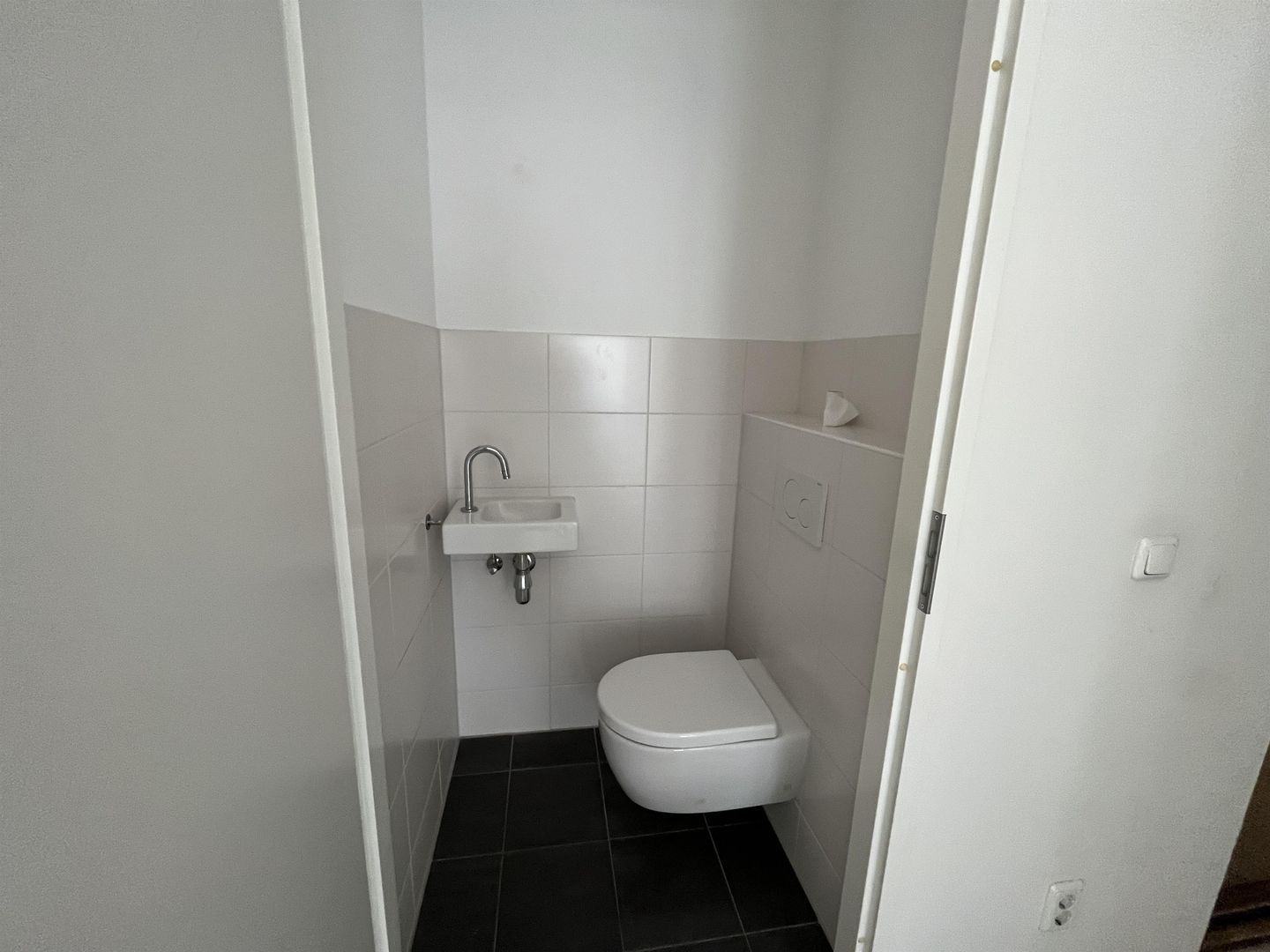 Photo 10 of Jan van der Heijdenstraat 190-B