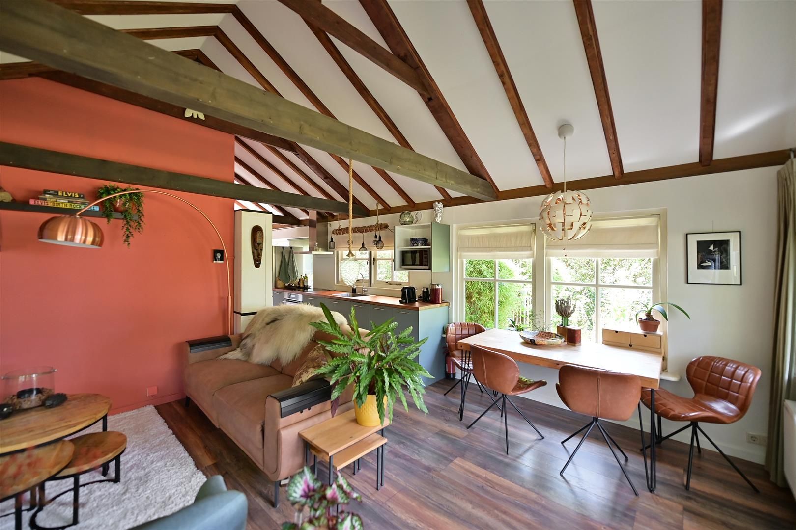 1-bedroom freehold villa in Hollandsche Rading — photo 4 of 5