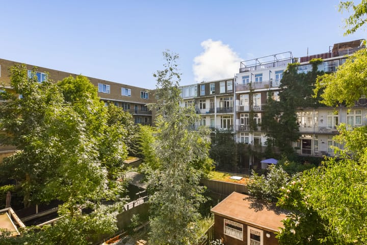 Appartement te koop: Bestevâerstraat 73-2, Amsterdam