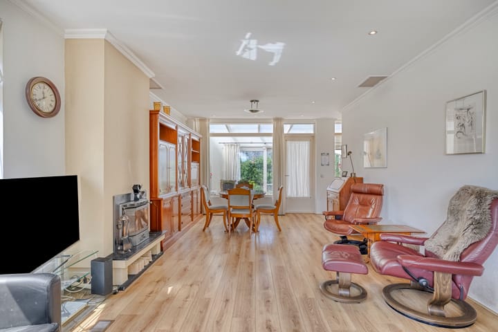 Vrijstaande woning te koop: Burg L C Kolffsingel 20, Hippolytushoef