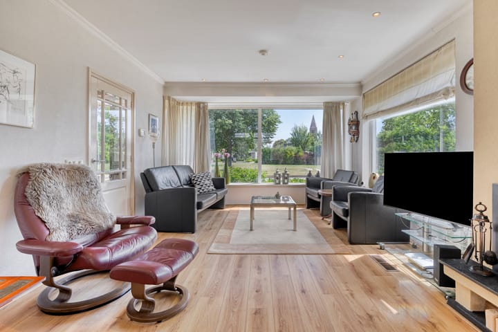 Vrijstaande woning te koop: Burg L C Kolffsingel 20, Hippolytushoef