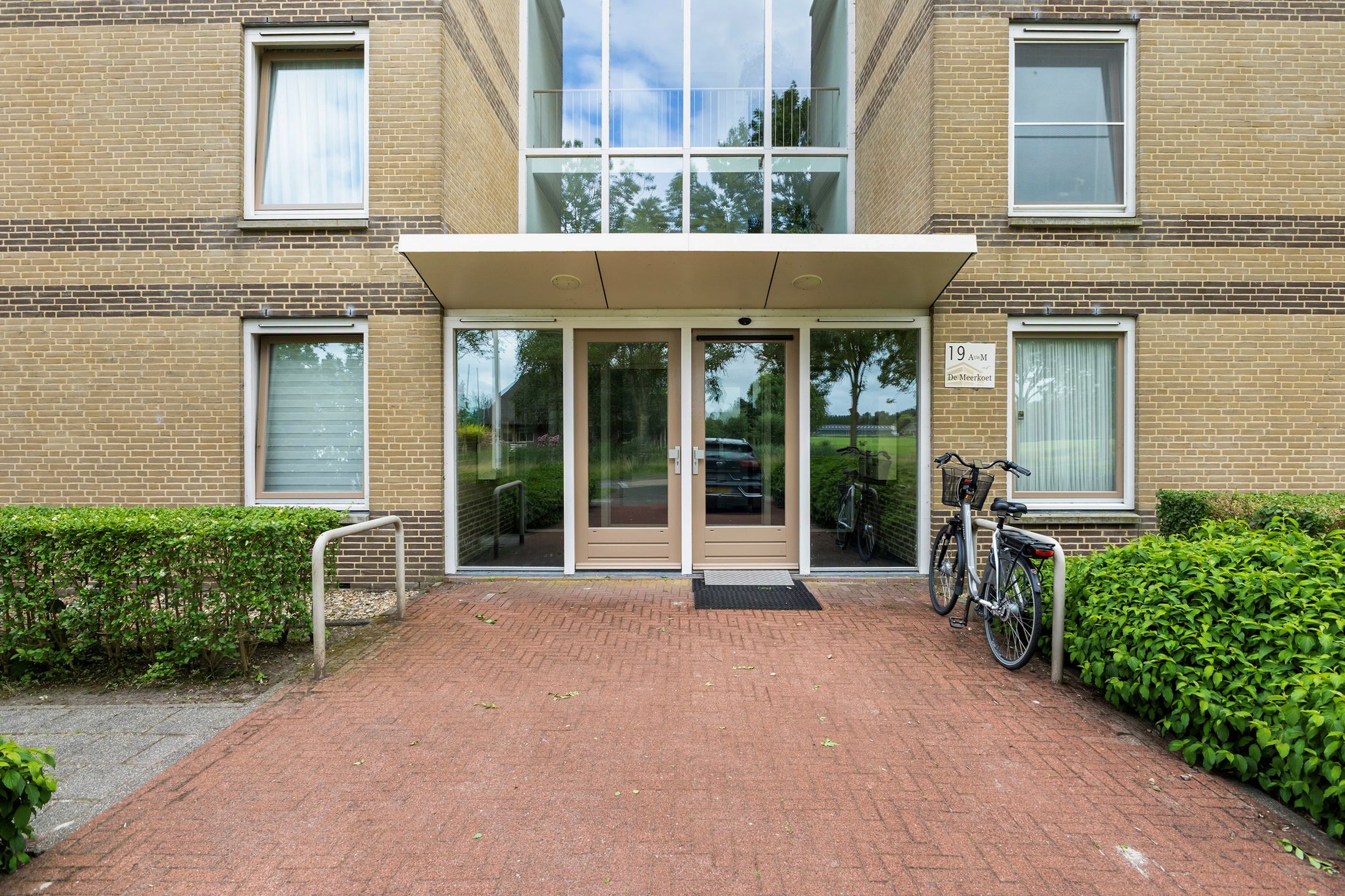 Foto 3 van Skries 19-F