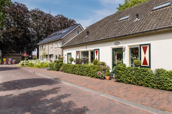 Photo 3 of Bronkhorsterweg 2-B
