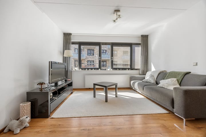 Photo 3 of Nina Simonestraat 124