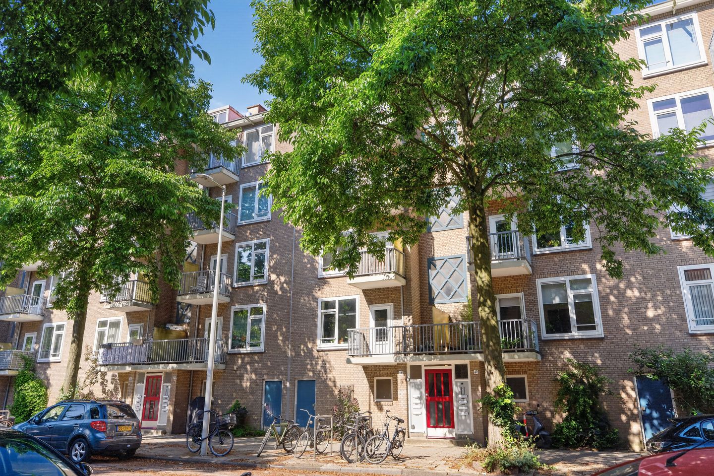 Photo 25 of Jacques Veltmanstraat 44-2