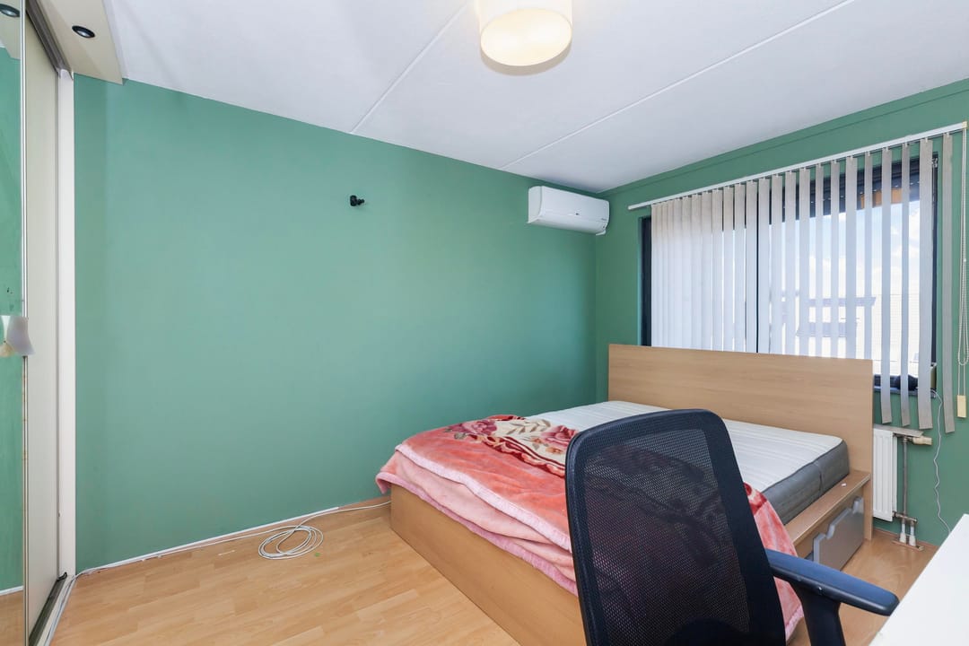 Photo 22 of Hazerswoudestraat 47