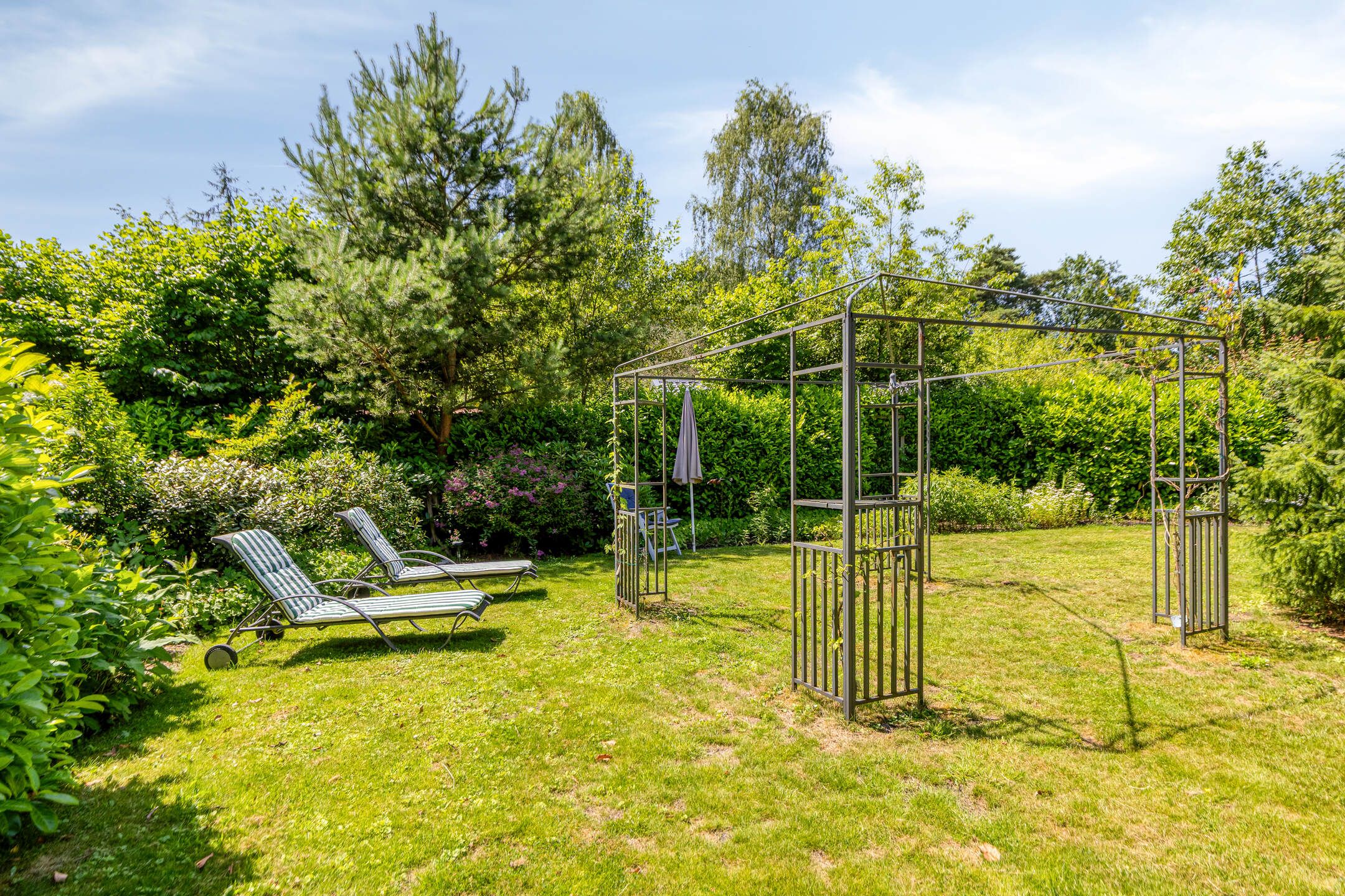 2-bedroom freehold villa in Appelscha — photo 2 of 5