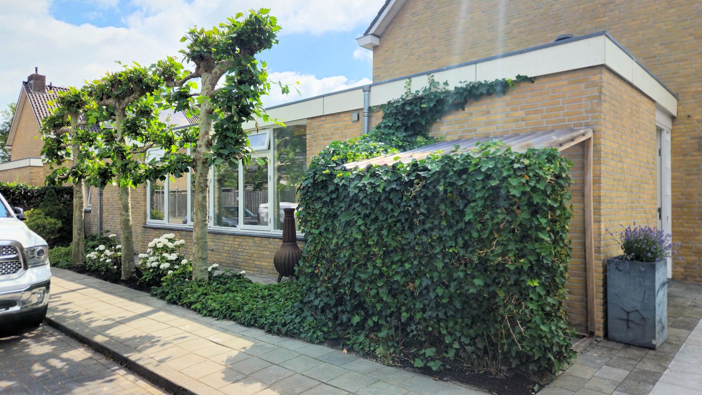 Foto 4 van Hellendaalstraat 1-A