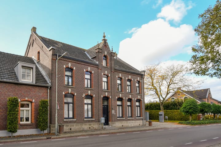 Twee-onder-één-kap te koop: Hoogstraat 12, Ell