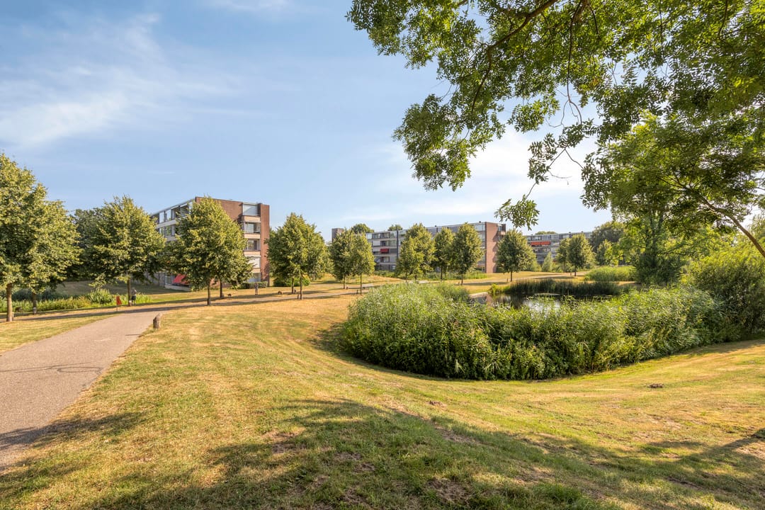 Photo 28 of Hertogenlaan 208