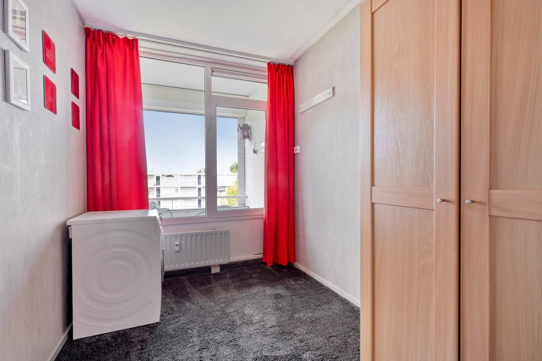 Photo 13 of Hertogenlaan 208