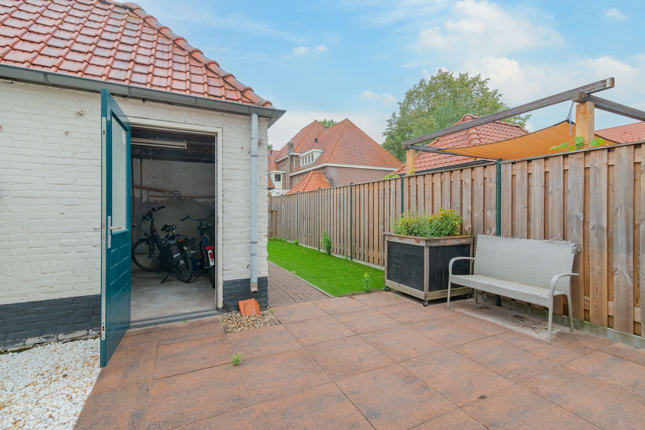 Photo 24 of Ruurlostraat 33