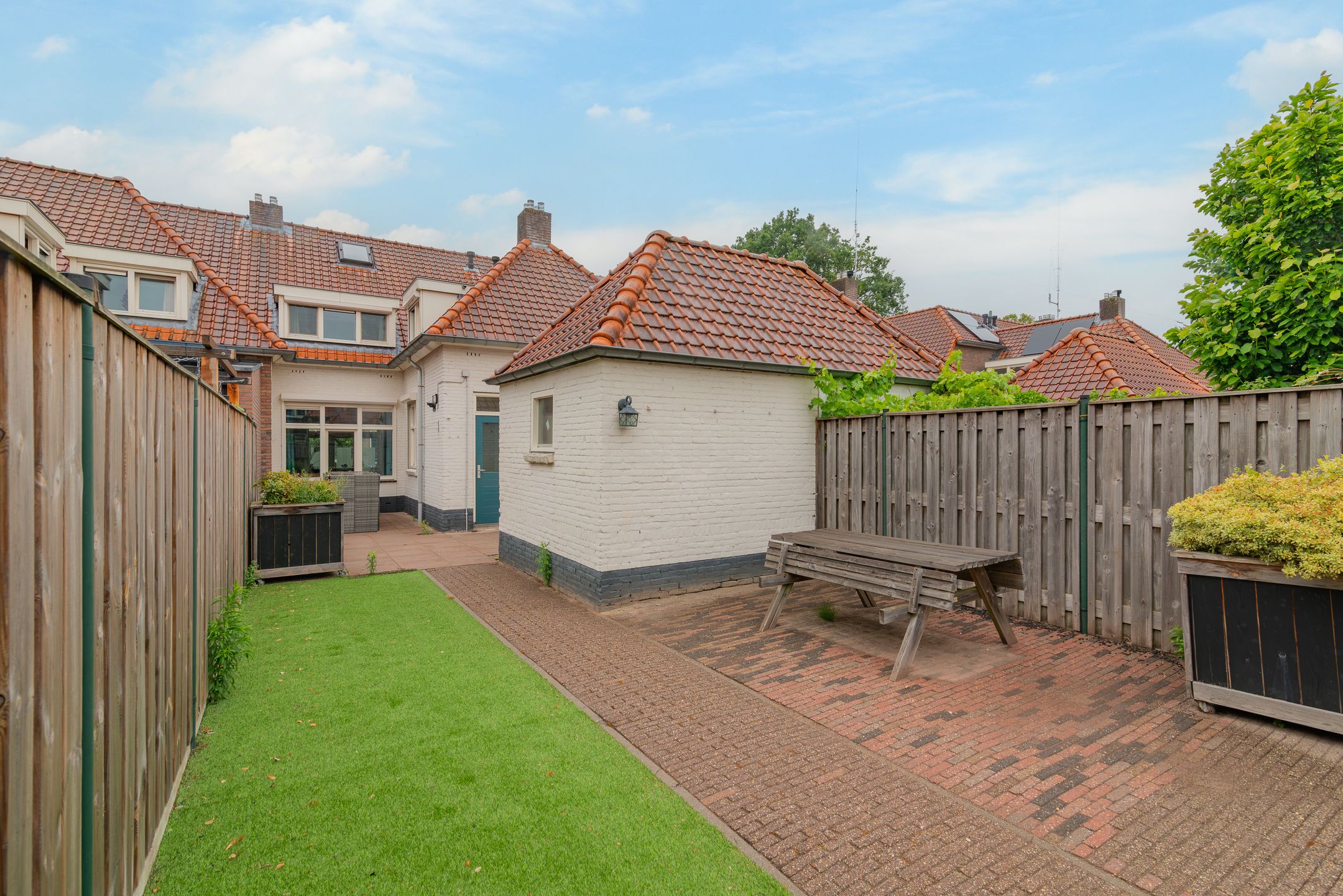 Photo 27 of Ruurlostraat 33