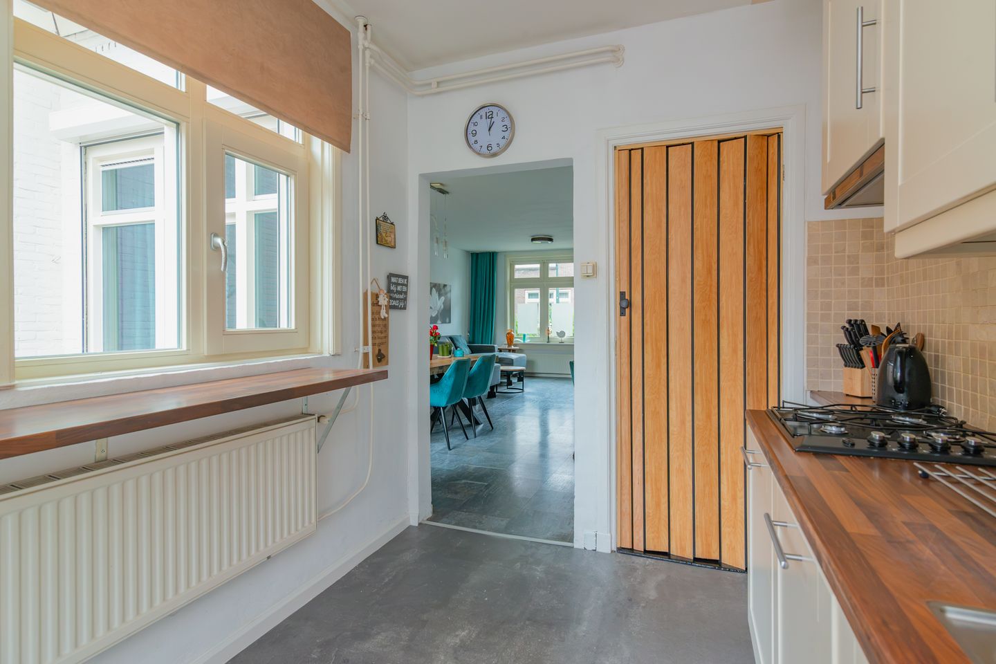 Photo 14 of Ruurlostraat 33