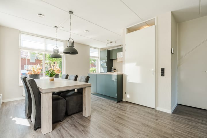 Tussenwoning te koop: Zwartewaterland 14, Nieuwleusen