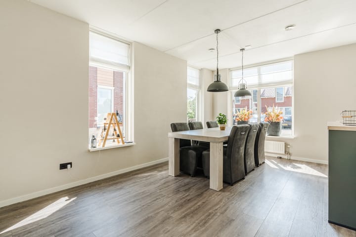 Tussenwoning te koop: Zwartewaterland 14, Nieuwleusen