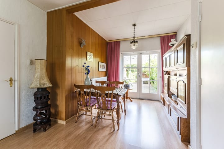 Tussenwoning te koop: Pius X-straat 39, Rijen