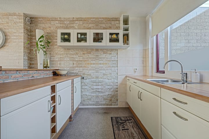 Appartement te koop: Hoge Weije 138, Hoogvliet Rotterdam