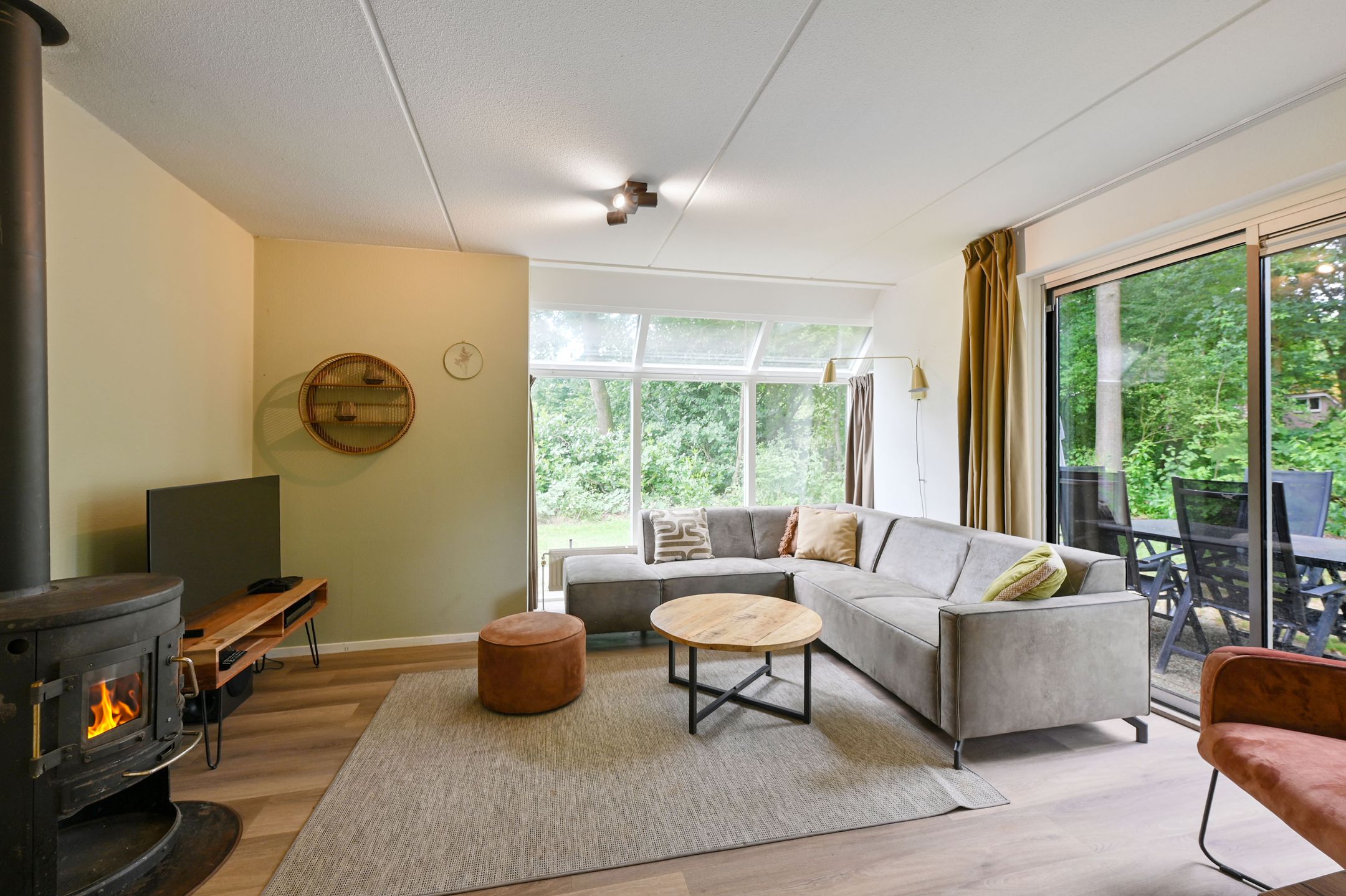 3-bedroom freehold villa in Braamt — photo 3 of 5