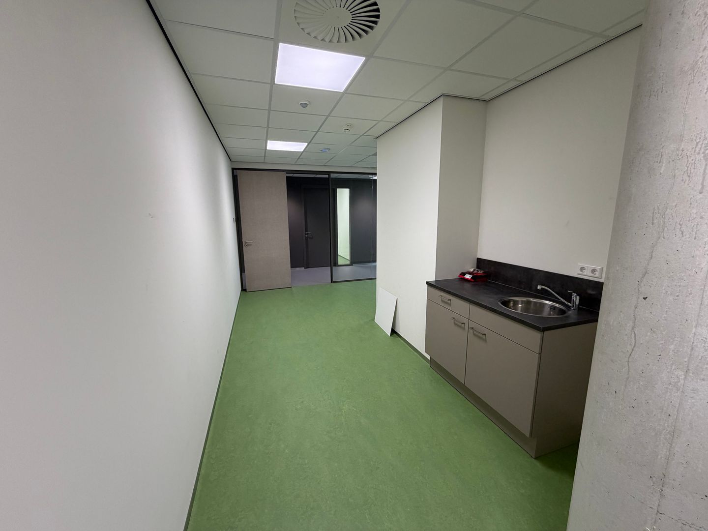 View photo 4 of Roerdomplaan 35