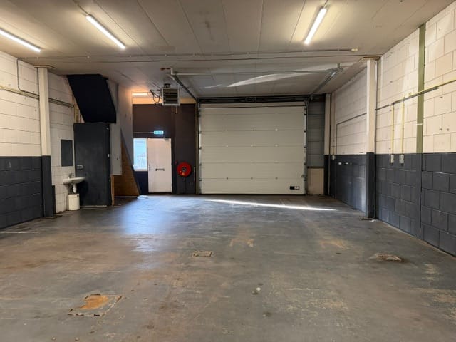 Bekijk foto 3 van Zandzuigerstraat 83