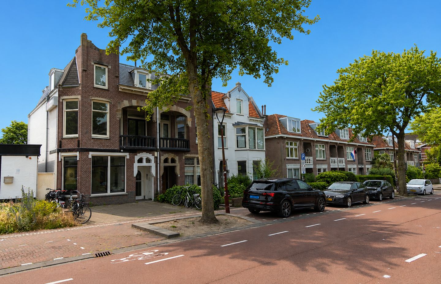 Bekijk foto 3 van Stationsweg 56