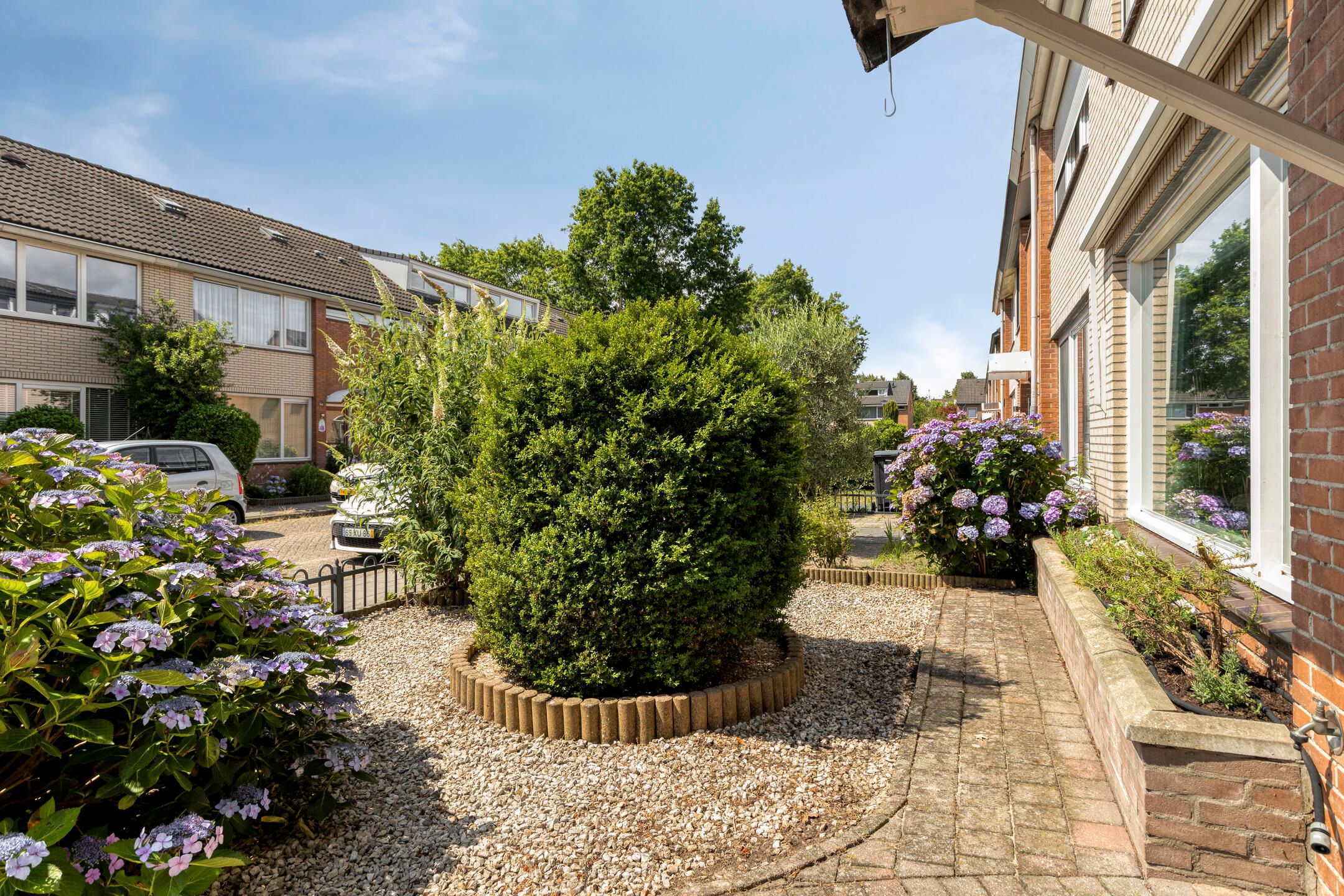 Photo 9 of de Ruijterstraat 19