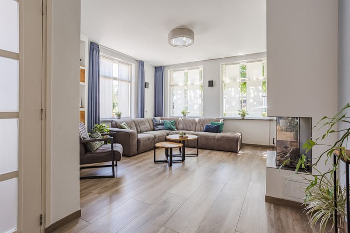 Twee-onder-één-kap te koop: Torenstraat 5A, Hoogeloon
