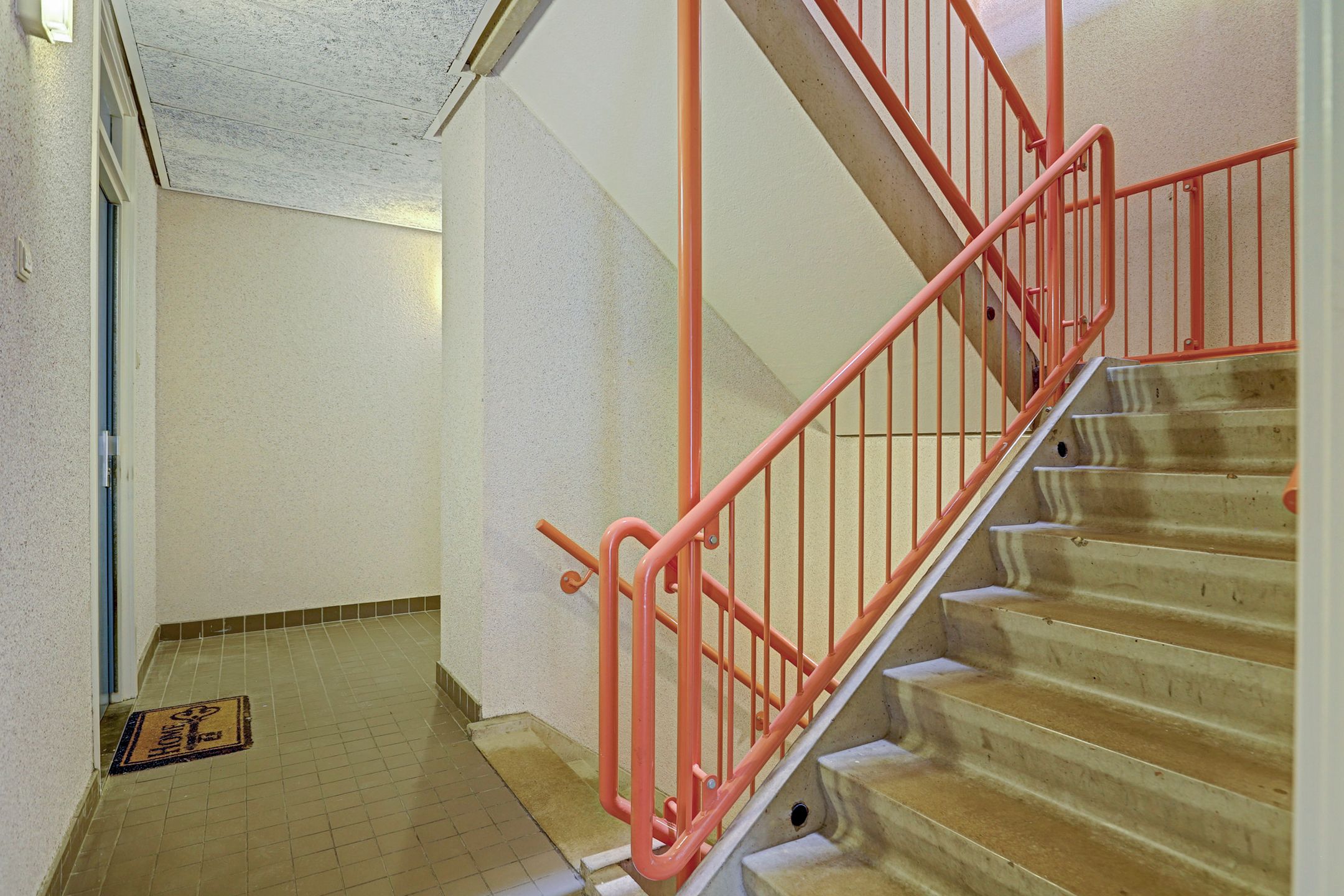 Photo 6 of Muntendamstraat 20