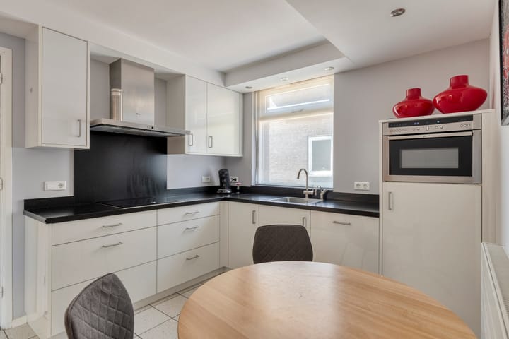 Twee-onder-één-kap te koop: Kleine Broekstraat 66, Bergeijk