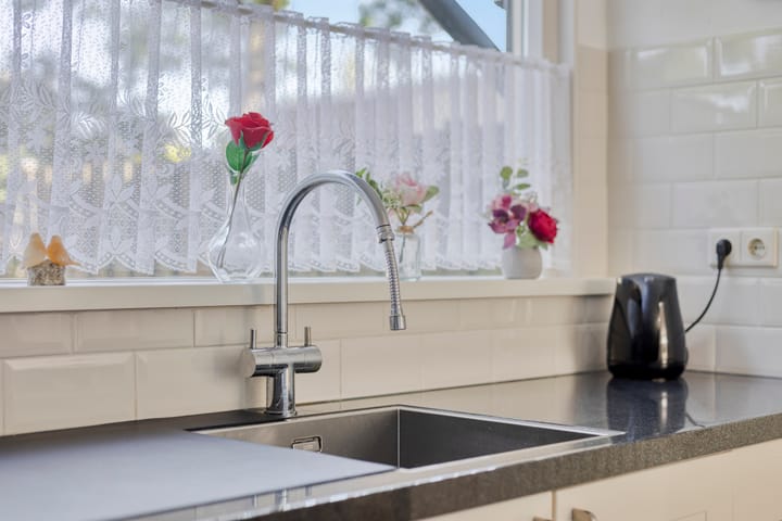 Tussenwoning te koop: Oevergriend 84, Almere