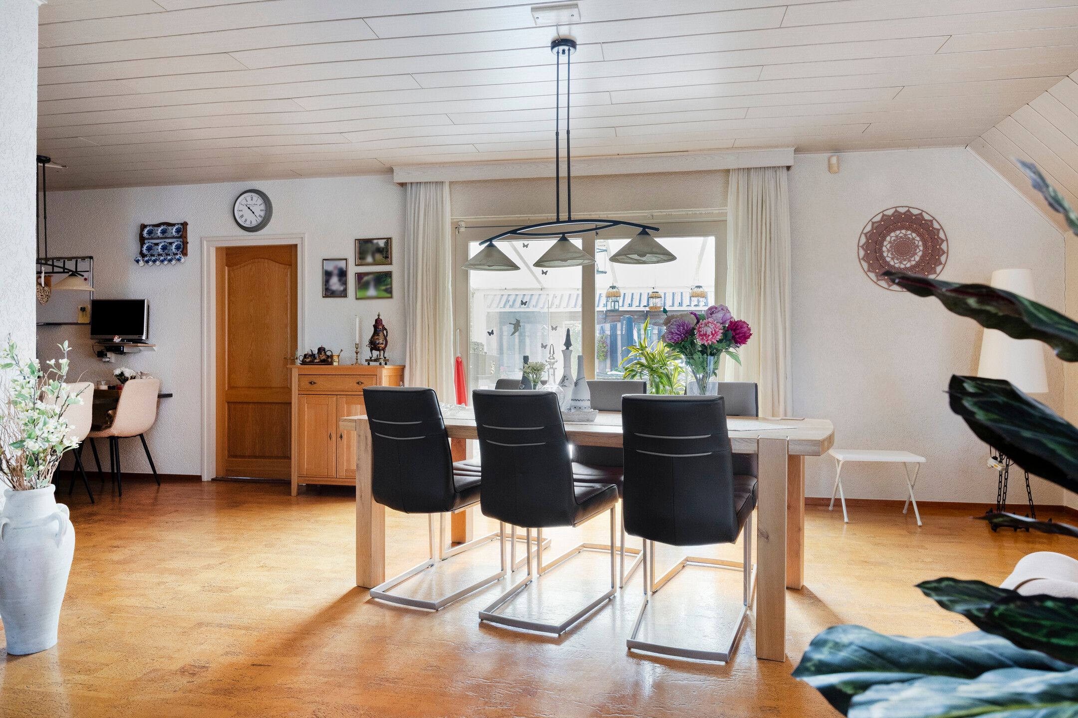 Photo 12 of Meulakkers 11