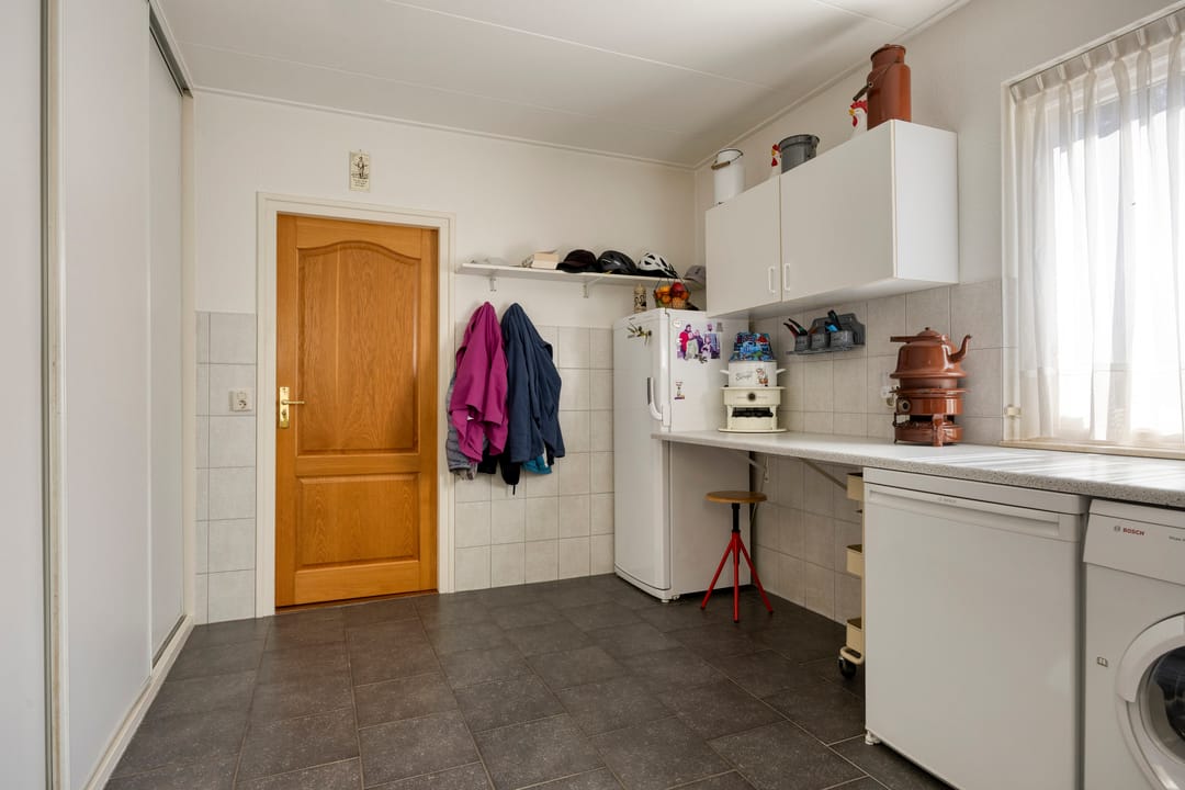 Photo 23 of Meulakkers 11