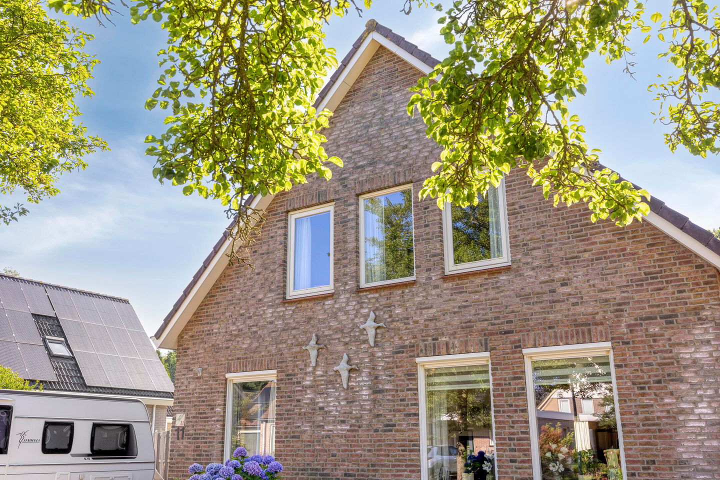 Photo 64 of Meulakkers 11