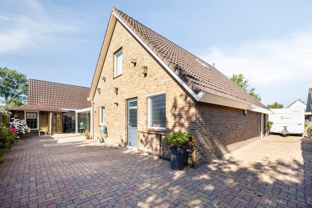 Photo 58 of Meulakkers 11
