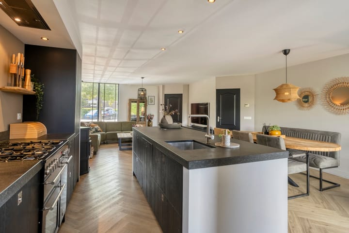 Tussenwoning te koop: Van Deelenstraat 47, Oudheusden