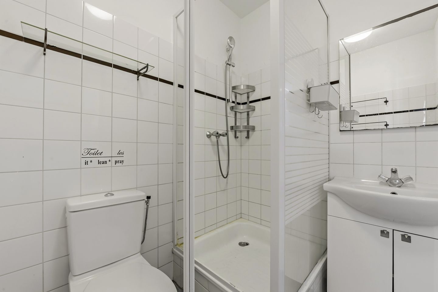 Photo 19 of Waterloostraat 139-B02
