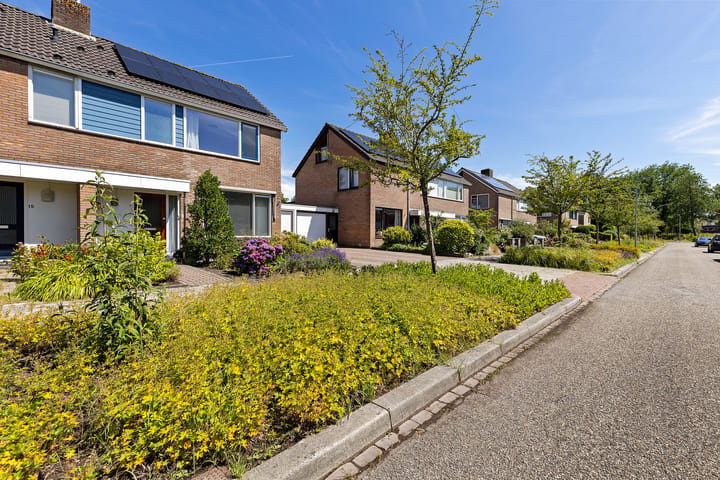 Tussenwoning te koop: Trasraamsteen 13, Delfzijl