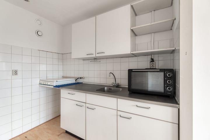 Studio te koop: Wezelrade 91B, 'S-Gravenhage
