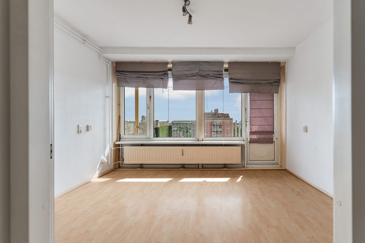 Studio te koop: Wezelrade 91B, 'S-Gravenhage