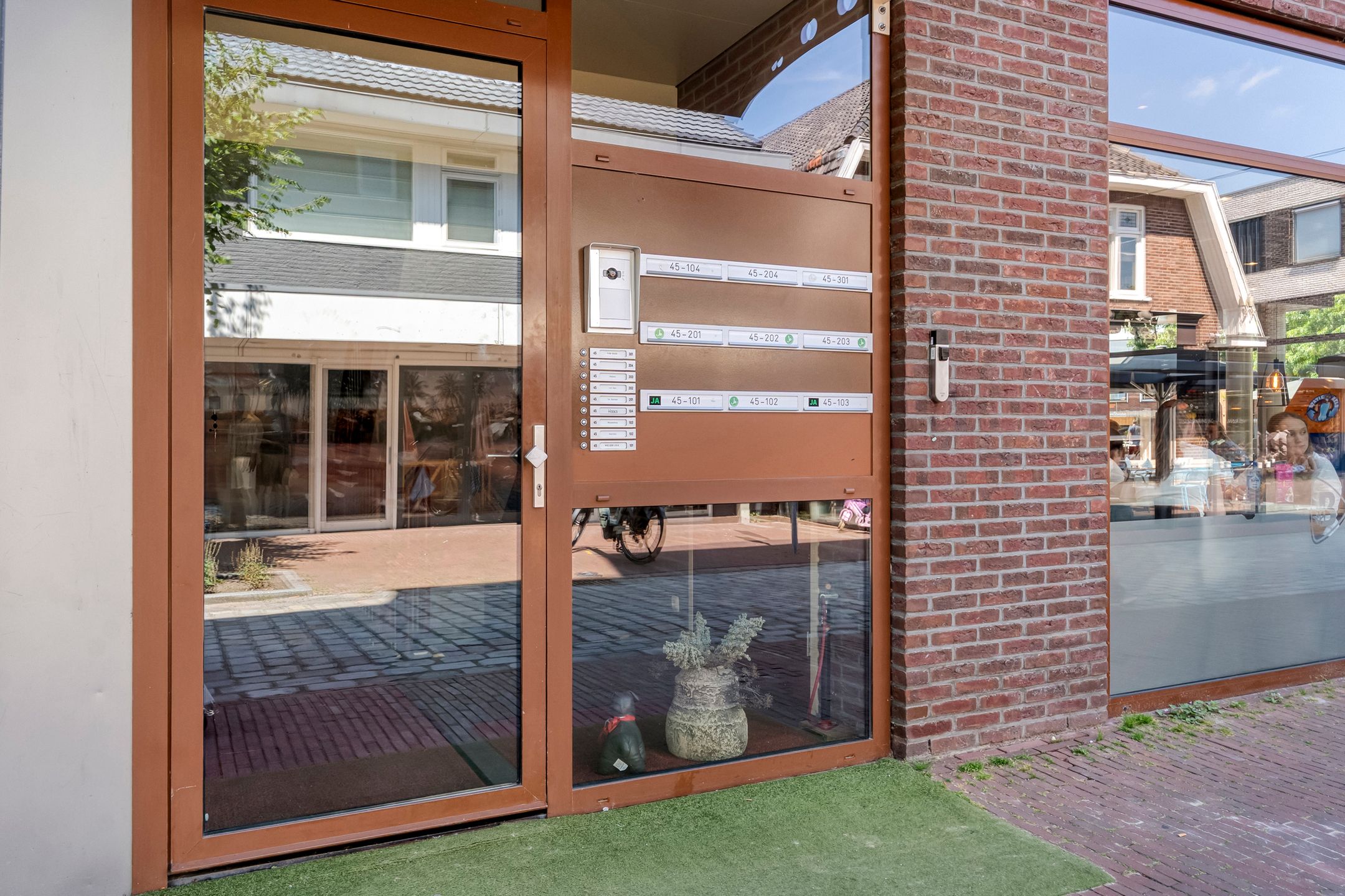 Foto 12 van Haarstraat 45-104