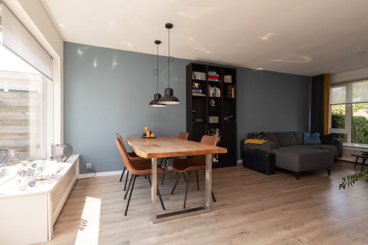 Tussenwoning te koop: Worp Tjaardastraat 115, Sneek