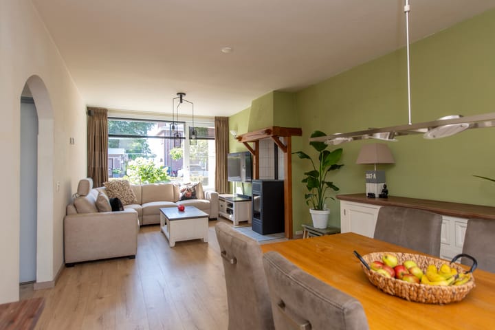 Twee-onder-één-kap te koop: Burgemeester Philipsenstraat 35, Goirle
