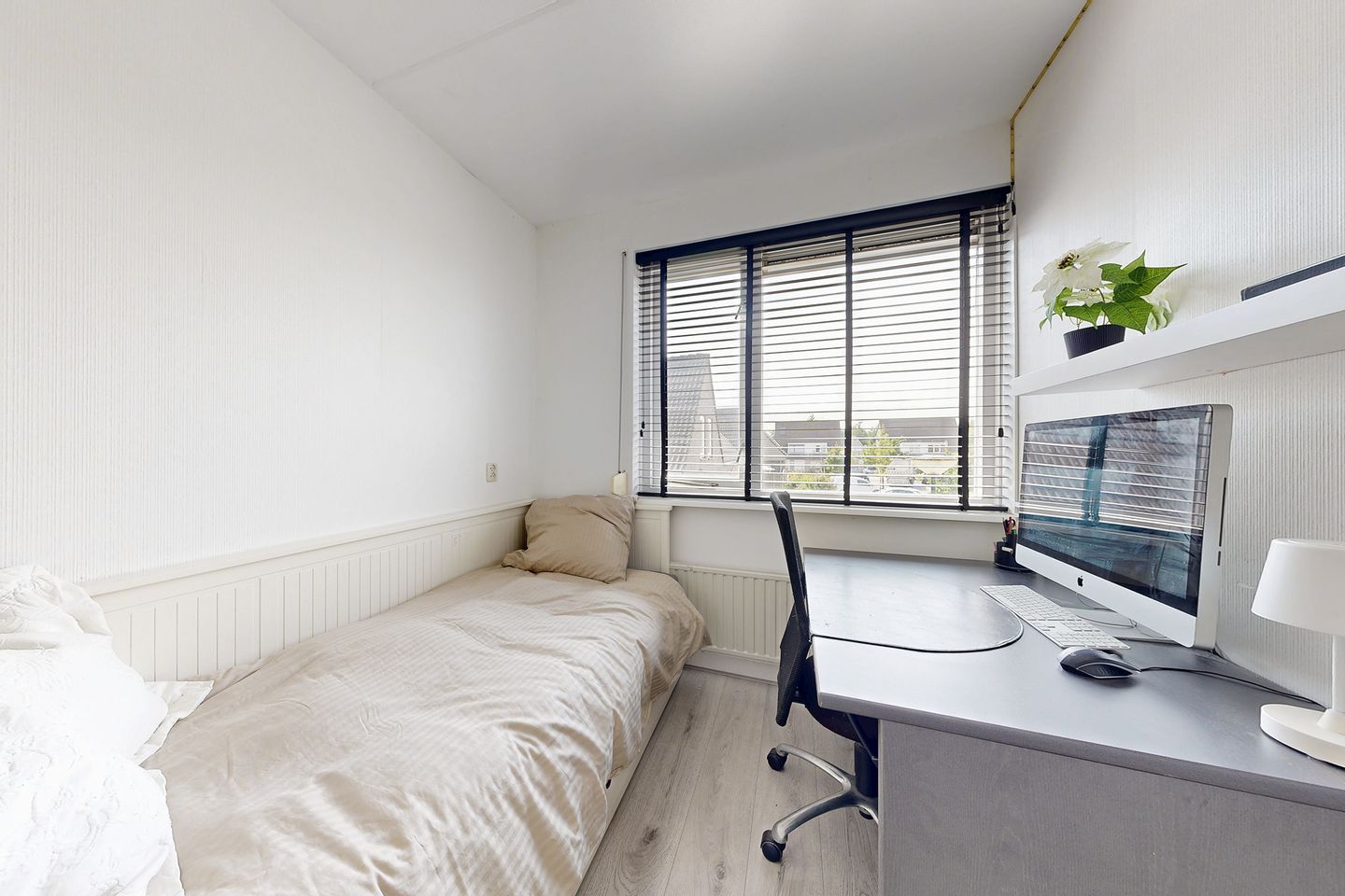 Foto 44 van Leeuwerikstraat 27