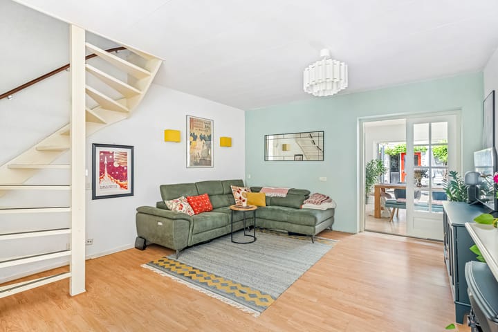 Tussenwoning te koop: Kruiskamp 110, Amersfoort