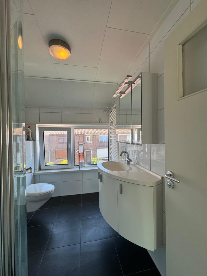 Tussenwoning te koop: Bosjesweg 17, Sluiskil