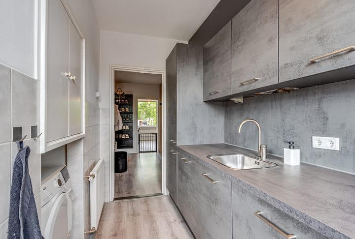 Appartement te koop: Wolvenlaan 243, Hilversum