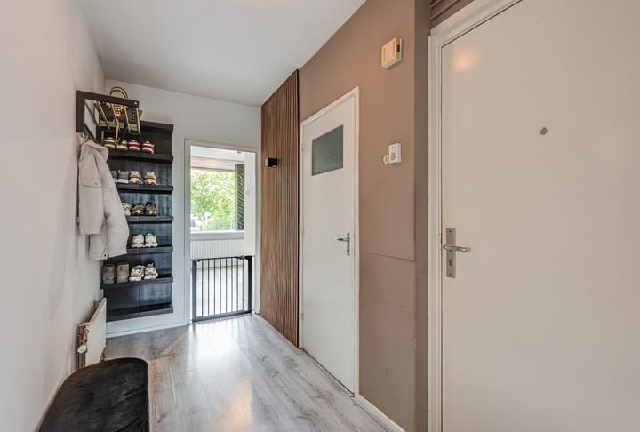 Appartement te koop: Wolvenlaan 243, Hilversum