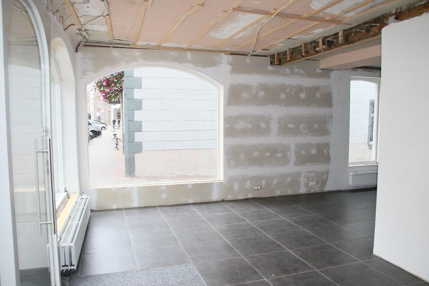 View photo 3 of Minderbroedersstraat 1-A